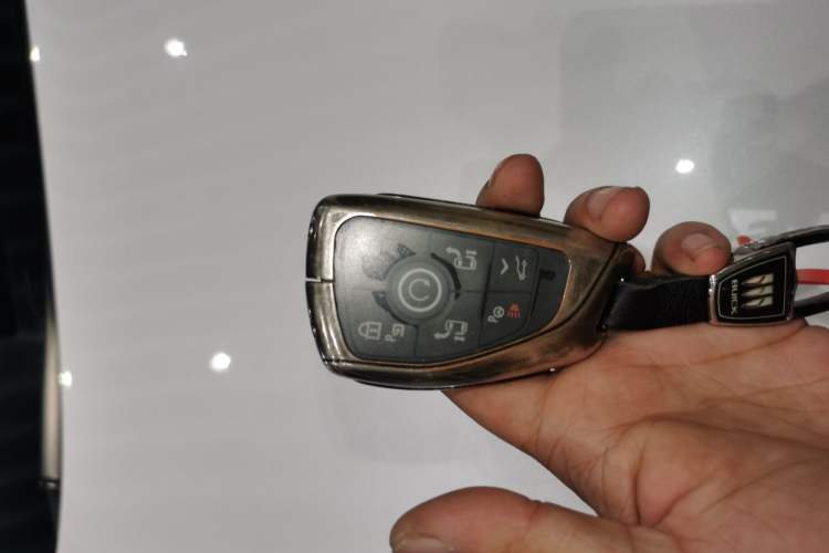 Used Buick Century 2023 2.0T Seven-Seater Yinshi Edition Interior 1
