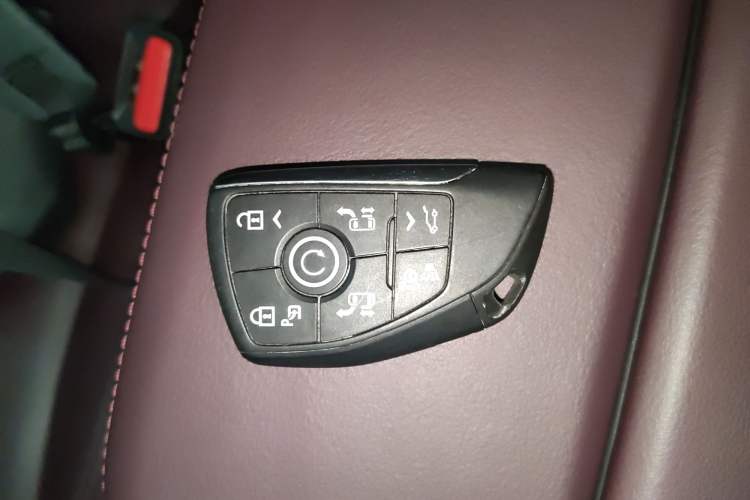 Used Buick Century 2023 2.0T Six-Seater Yinshi Edition Interior 1