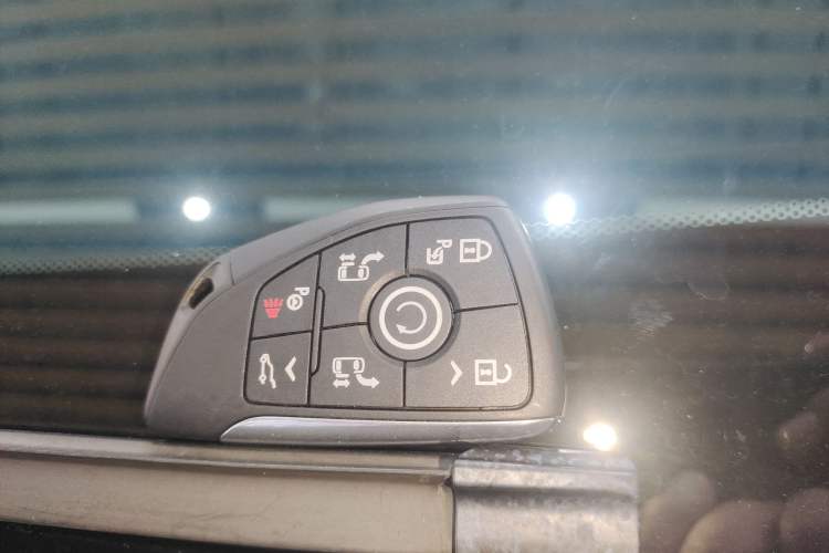 Used Buick Century 2023 2.0T Six-Seater Yinshi Edition Interior 1