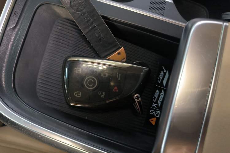 Used Buick Century 2023 2.0T Seven-Seater Deluxe Edition Interior 1