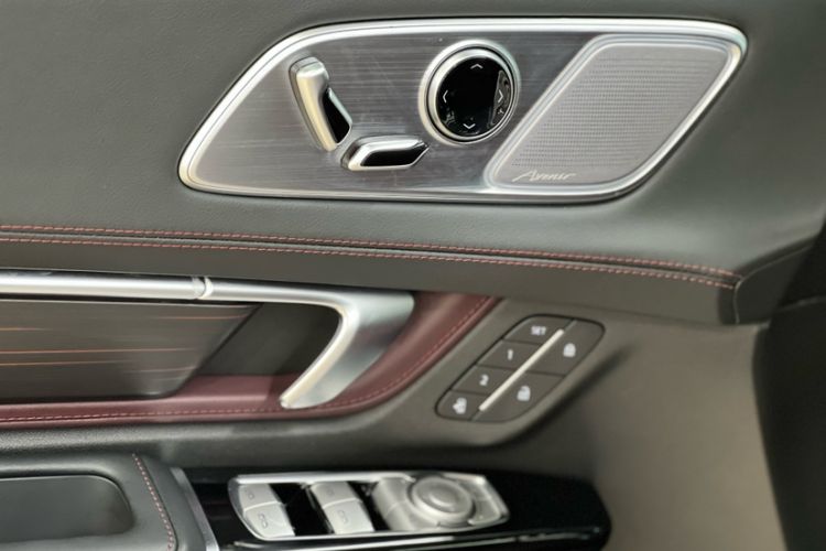 Used Buick Century 2023 2.0T Six-Seater Yinshi Edition Interior 11