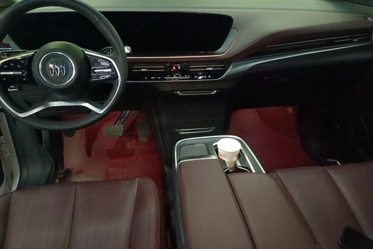 Used Buick Century 2023 2.0T Six-Seater Yinshi Edition Interior 2