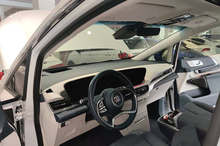 Used Buick Century 2023 2.0T Four-Seat Private Edition Interior 2