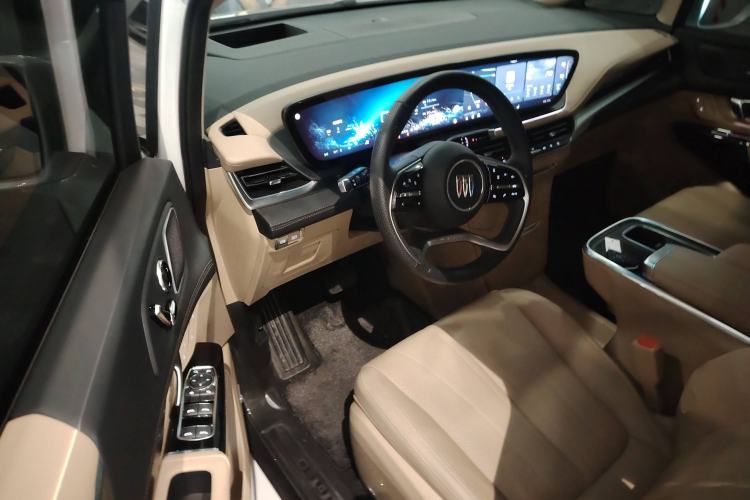 Used Buick Century 2023 2.0T Seven-Seater Deluxe Edition Interior 3