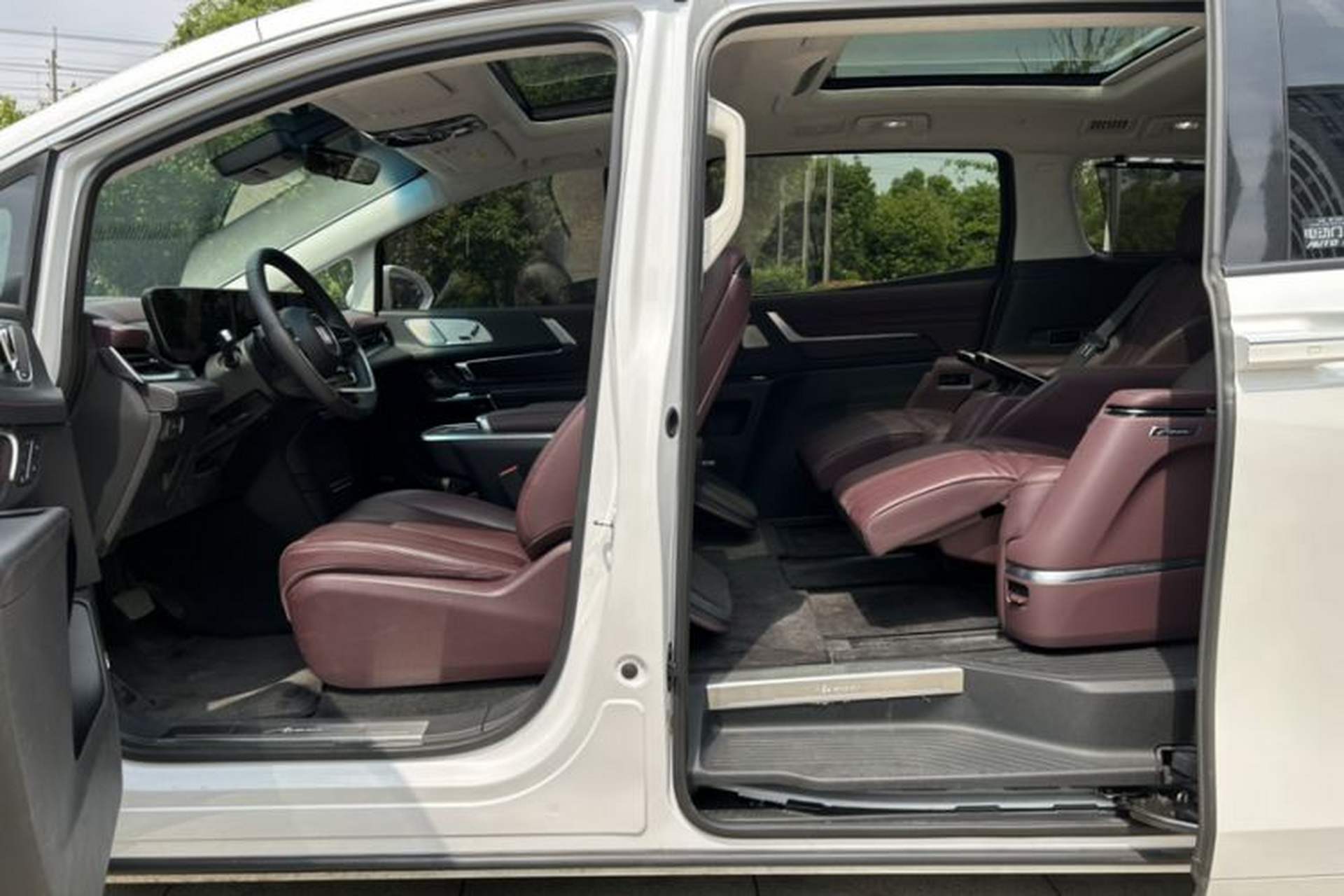 Used Buick Century 2023 2.0T Six-Seater Yinshi Edition Interior 3