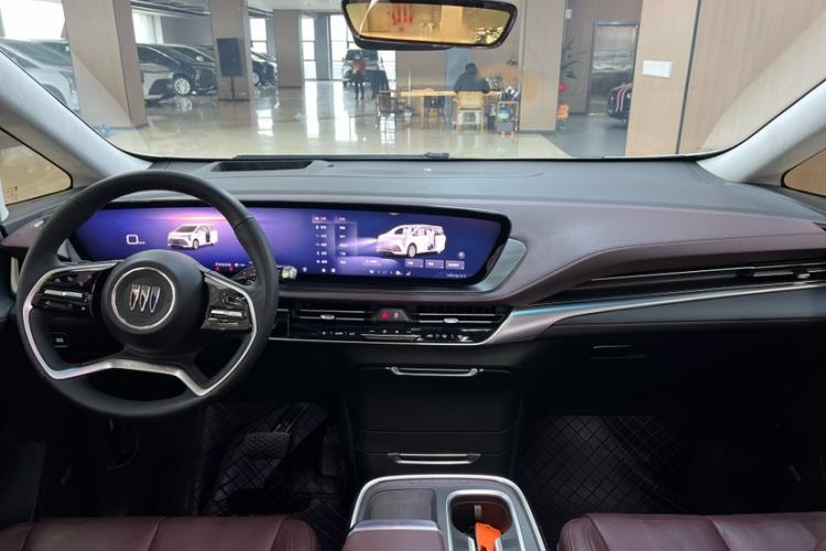 Used Buick Century 2023 2.0T Six-Seater Yinshi Edition Interior 3