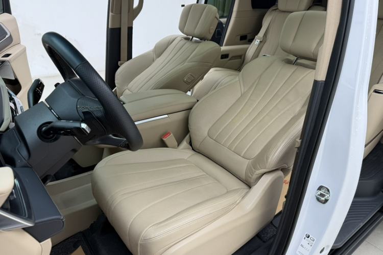Used Buick Century 2023 2.0T Seven-Seater Deluxe Edition Interior 5