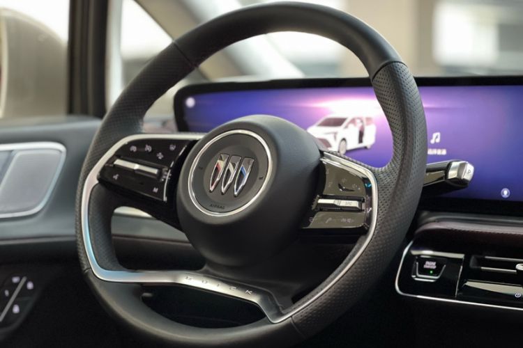Used Buick Century 2023 2.0T Six-Seater Yinshi Edition Interior 5