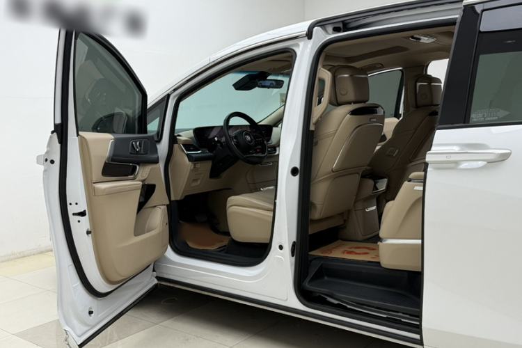 Used Buick Century 2023 2.0T Seven-Seater Deluxe Edition Interior 6