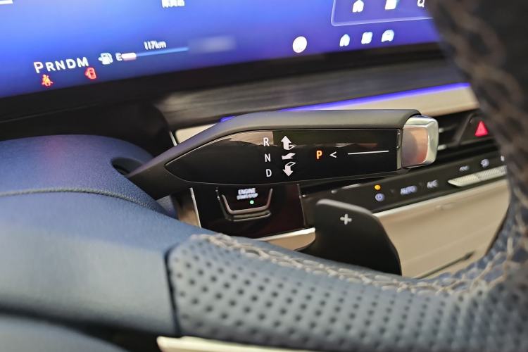 Used Buick Century 2023 2.0T Six-Seater Yinshi Edition Interior 6
