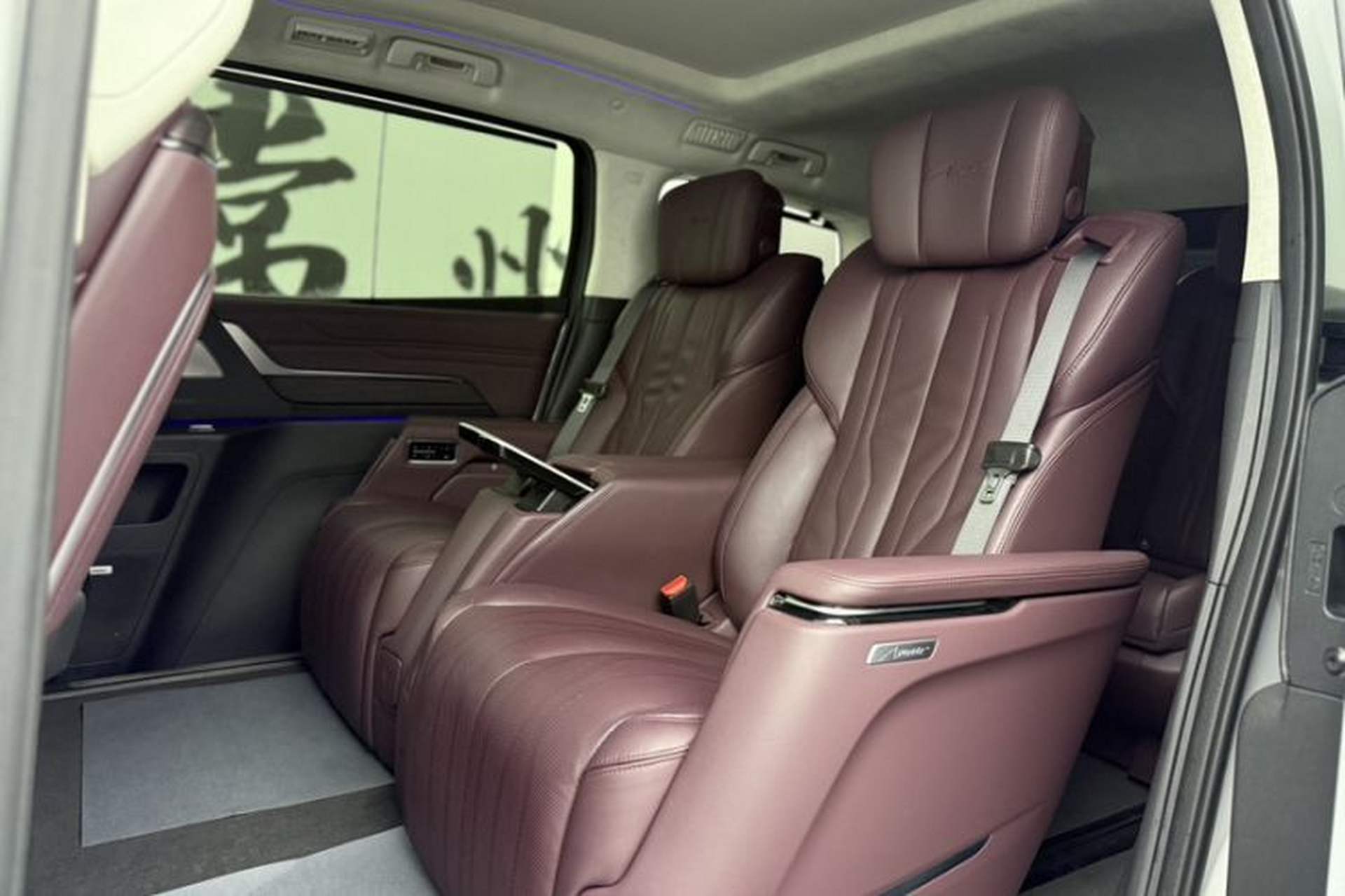 Used Buick Century 2023 2.0T Six-Seater Yinshi Edition Interior 7
