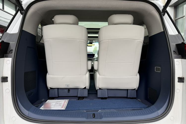 Used Buick Century 2023 2.0T Six-Seater Yinshi Edition Interior 9