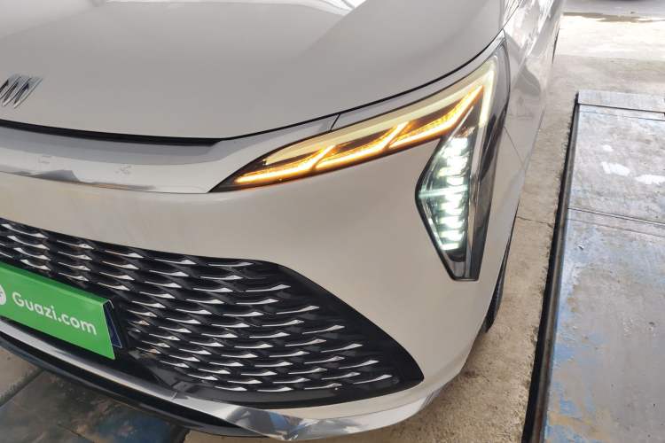 Used Buick Century 2023 2.0T Six-Seater Yinshi Edition Left Front Headlight