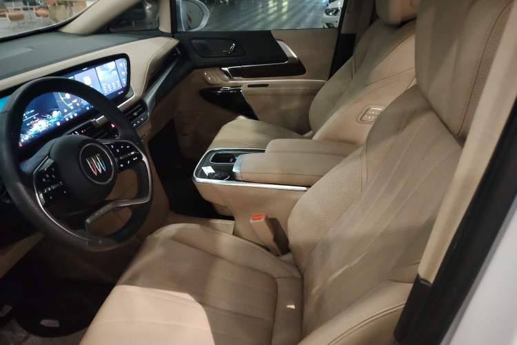 Used Buick Century 2023 2.0T Seven-Seater Deluxe Edition Left Front Seat