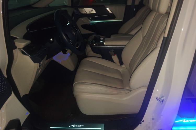Used Buick Century 2023 2.0T Six-Seater Yinshi Edition Left Front Seat