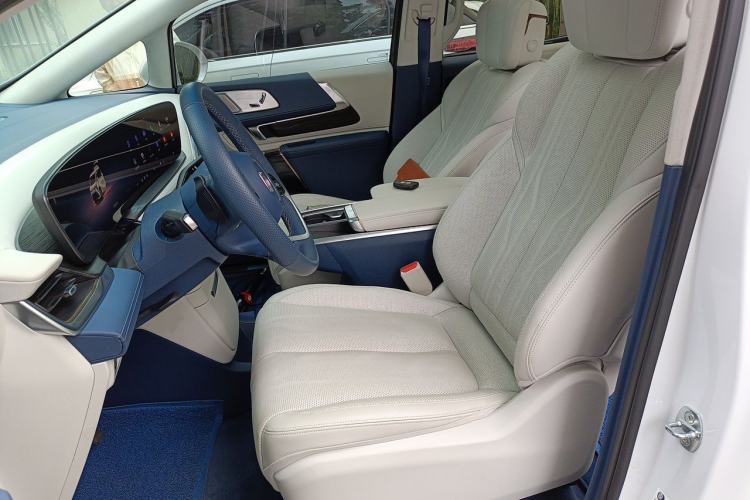Used Buick Century 2023 2.0T Six-Seater Yinshi Edition Left Front Seat