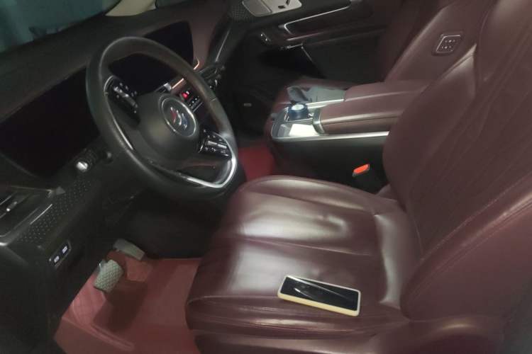 Used Buick Century 2023 2.0T Six-Seater Yinshi Edition Left Front Seat