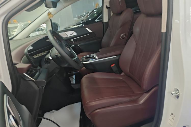 Used Buick Century 2023 2.0T Seven-Seater Yinshi Edition Left Front Seat