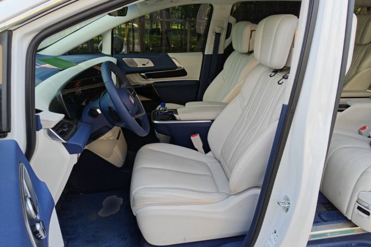 Used Buick Century 2023 2.0T Six-Seater Yinshi Edition Left Front Seat