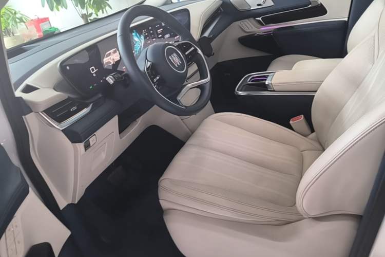 Used Buick Century 2023 2.0T Six-Seater Yinshi Edition Left Front Seat