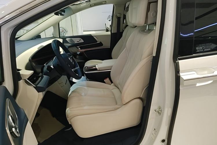 Used Buick Century 2023 2.0T Six-Seater Yinshi Edition Left Front Seat