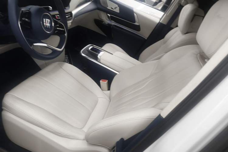 Used Buick Century 2023 2.0T Six-Seater Yinshi Edition Left Front Seat