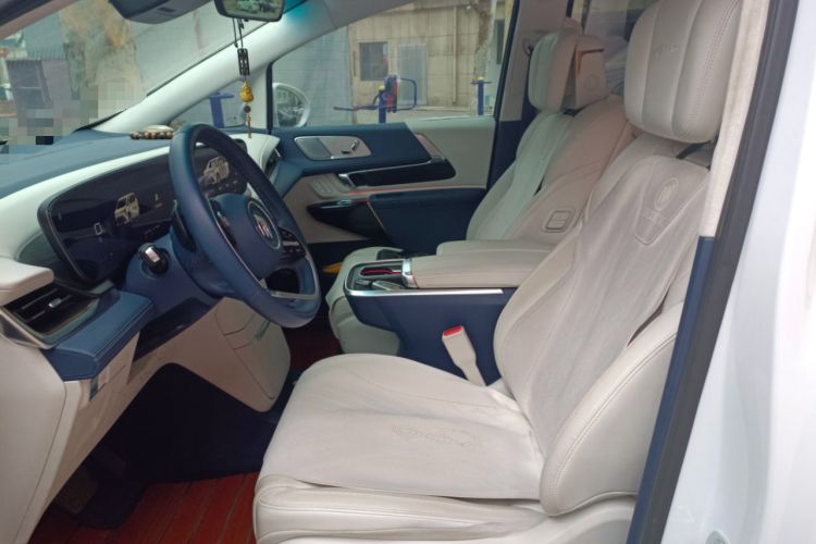 Used Buick Century 2023 2.0T Six-Seater Yinshi Edition Left Front Seat