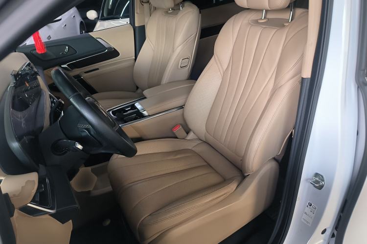Used Buick Century 2023 2.0T Seven-Seater Deluxe Edition Left Front Seat