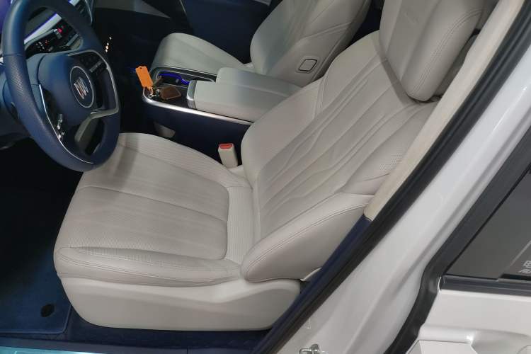 Used Buick Century 2023 2.0T Seven-Seater Yinshi Edition Left Front Seat
