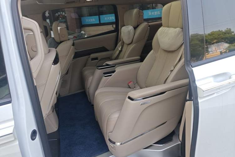 Used Buick Century 2023 2.0T Seven-Seater Deluxe Edition Left Rear Seat
