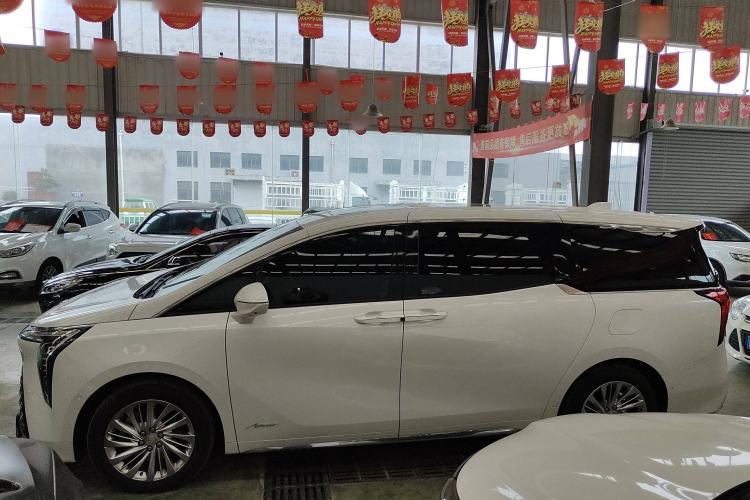 Used Buick Century 2023 2.0T Six-Seater Yinshi Edition Left Side