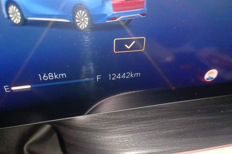 Used Buick Century 2023 2.0T Six-Seater Yinshi Edition Odometer Close Up