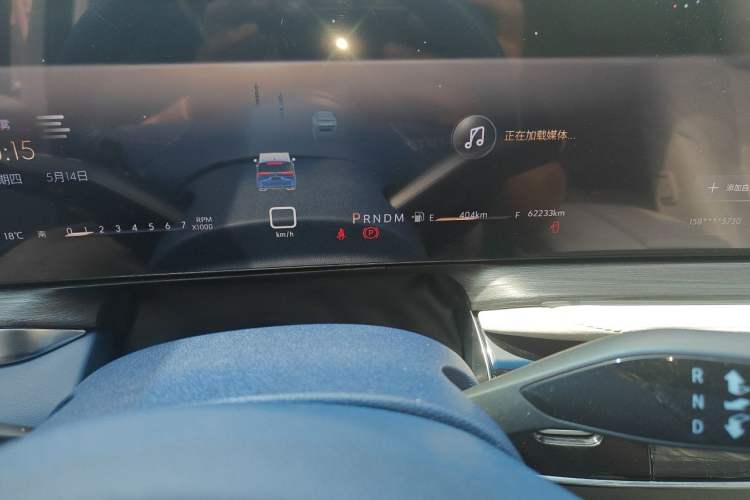 Used Buick Century 2023 2.0T Six-Seater Yinshi Edition Odometer Close Up