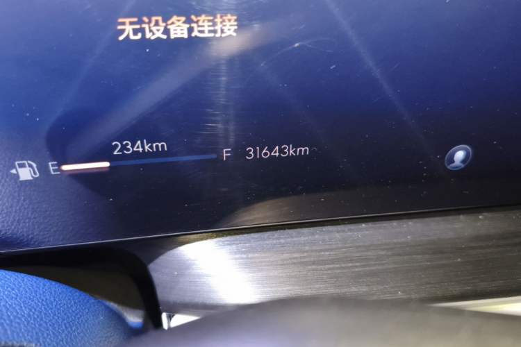 Used Buick Century 2023 2.0T Seven-Seater Yinshi Edition Odometer Close Up