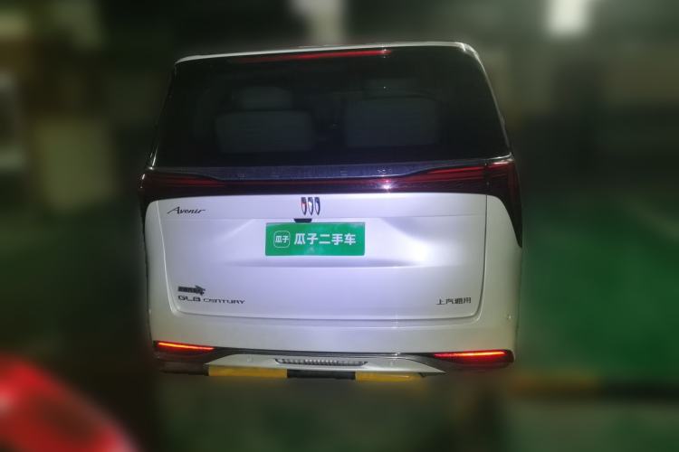 Used Buick Century 2023 2.0T Six-Seater Yinshi Edition Rear