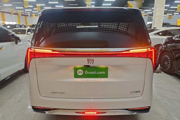 Used Buick Century 2023 2.0T Seven-Seater Yinshi Edition Rear