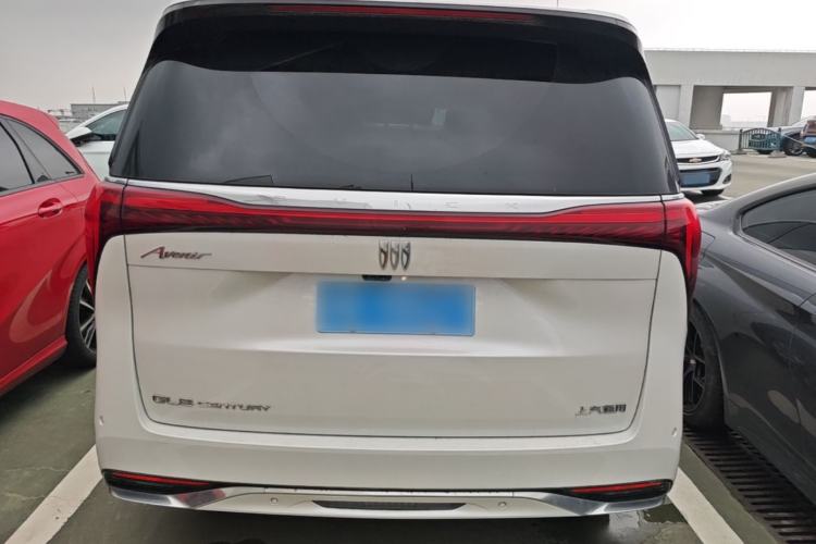 Used Buick Century 2023 2.0T Seven-Seater Yinshi Edition Rear