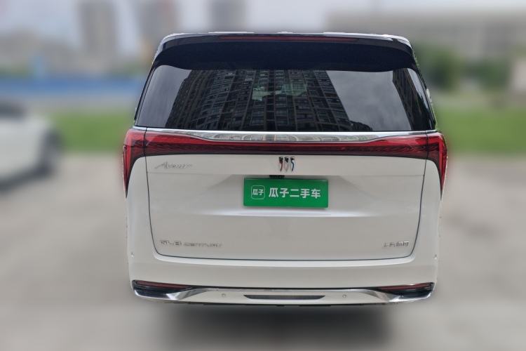 Used Buick Century 2023 2.0T Seven-Seater Yinshi Edition Rear