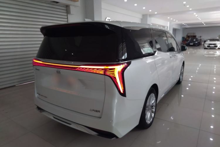 Used Buick Century 2023 2.0T Six-Seater Yinshi Edition Rear Right 45 Deg