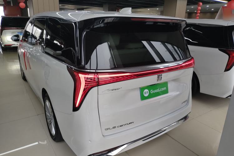 Used Buick Century 2023 2.0T Seven-Seater Yinshi Edition Rear