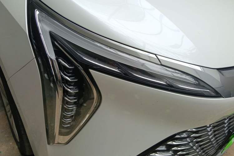 Used Buick Century 2023 2.0T Seven-Seater Yinshi Edition Right Front Headlight