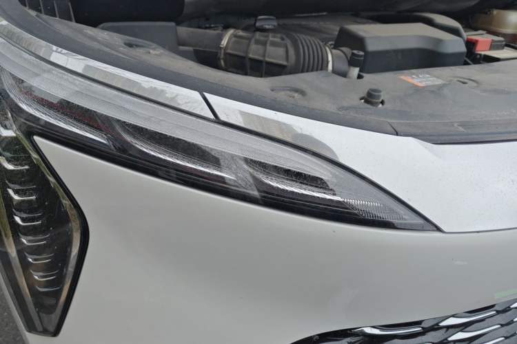 Used Buick Century 2023 2.0T Seven-Seater Yinshi Edition Right Front Headlight