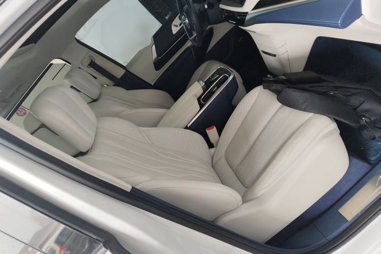 Used Buick Century 2023 2.0T Six-Seater Yinshi Edition Right Front Seat