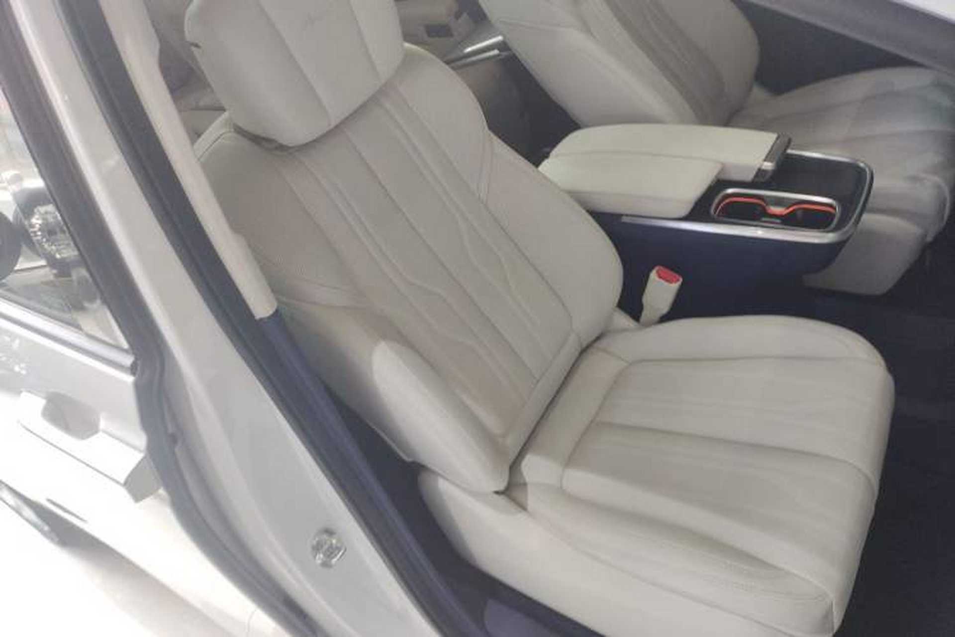 Used Buick Century 2023 2.0T Six-Seater Yinshi Edition Right Front Seat