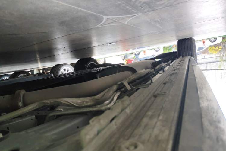 Used Buick Century 2023 2.0T Seven-Seater Yinshi Edition Right Side Sill