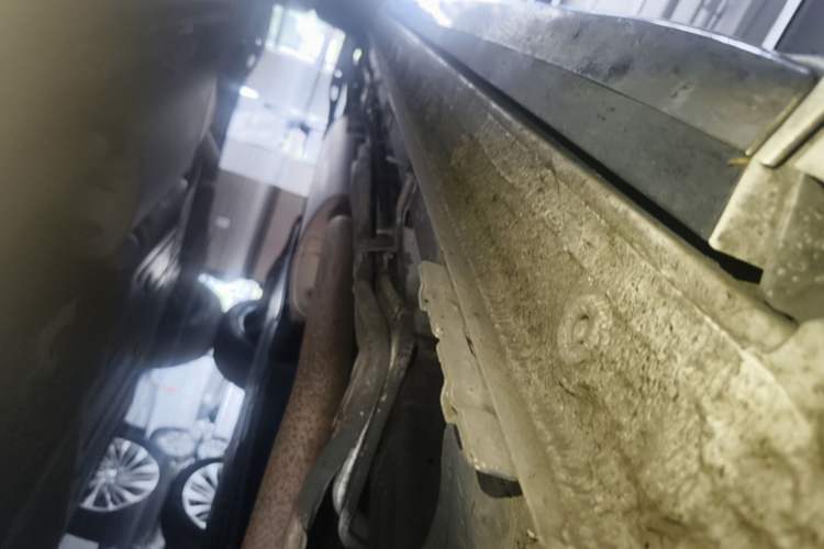 Used Buick Century 2023 2.0T Six-Seater Yinshi Edition Right Side Sill