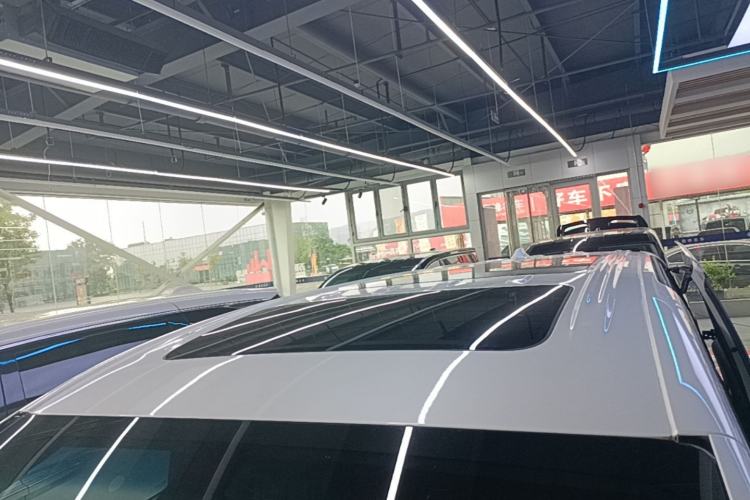 Used Buick Century 2023 2.0T Six-Seater Yinshi Edition Roof