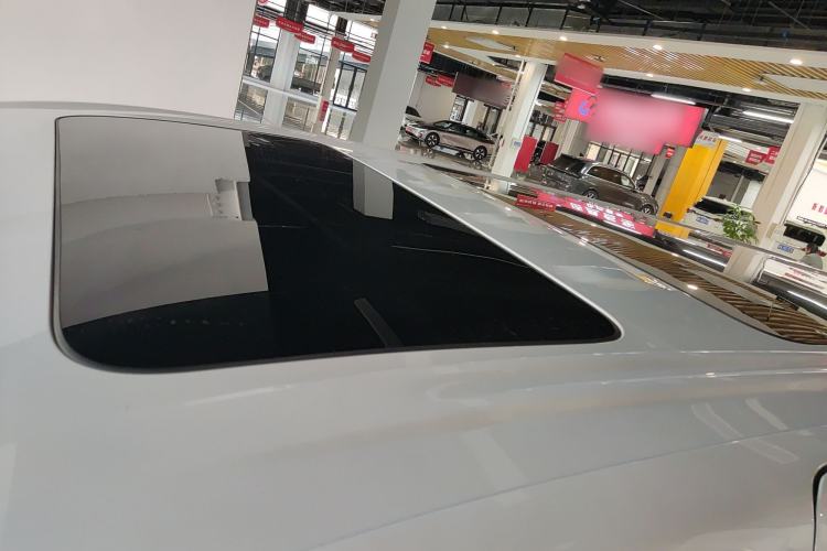 Used Buick Century 2023 2.0T Six-Seater Yinshi Edition Roof