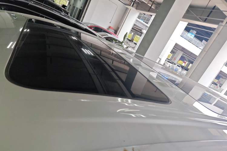 Used Buick Century 2023 2.0T Seven-Seater Deluxe Edition Roof