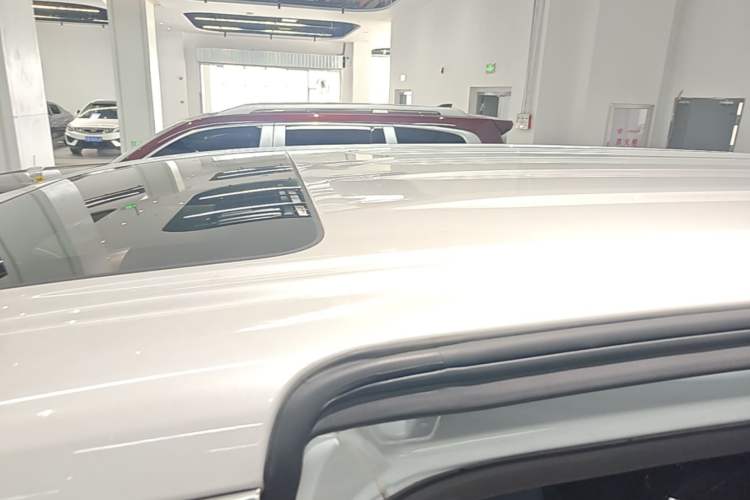 Used Buick Century 2023 2.0T Four-Seat Private Edition Roof